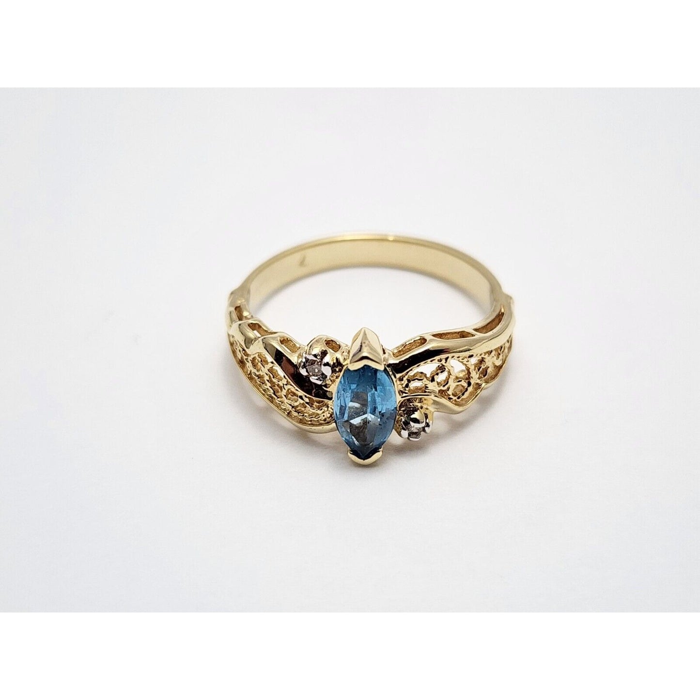 Beverly Hills Gold 14K Yellow Gold Blue Topaz & Diamond Ring