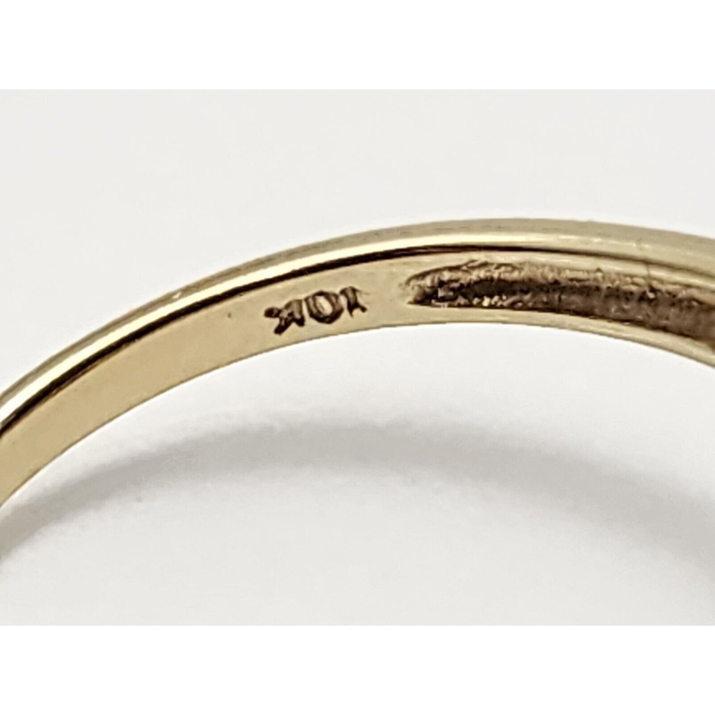 10K Yellow Gold Ruby & Diamond Ring