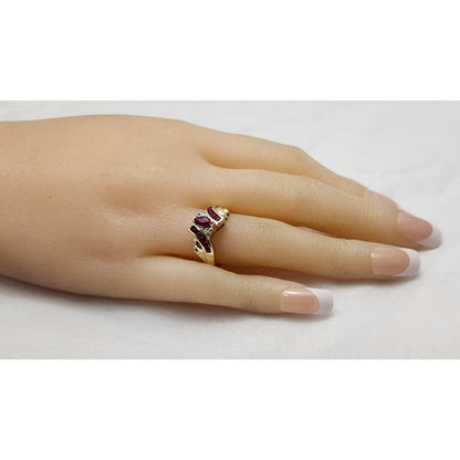 10K Yellow Gold Ruby & Diamond Ring