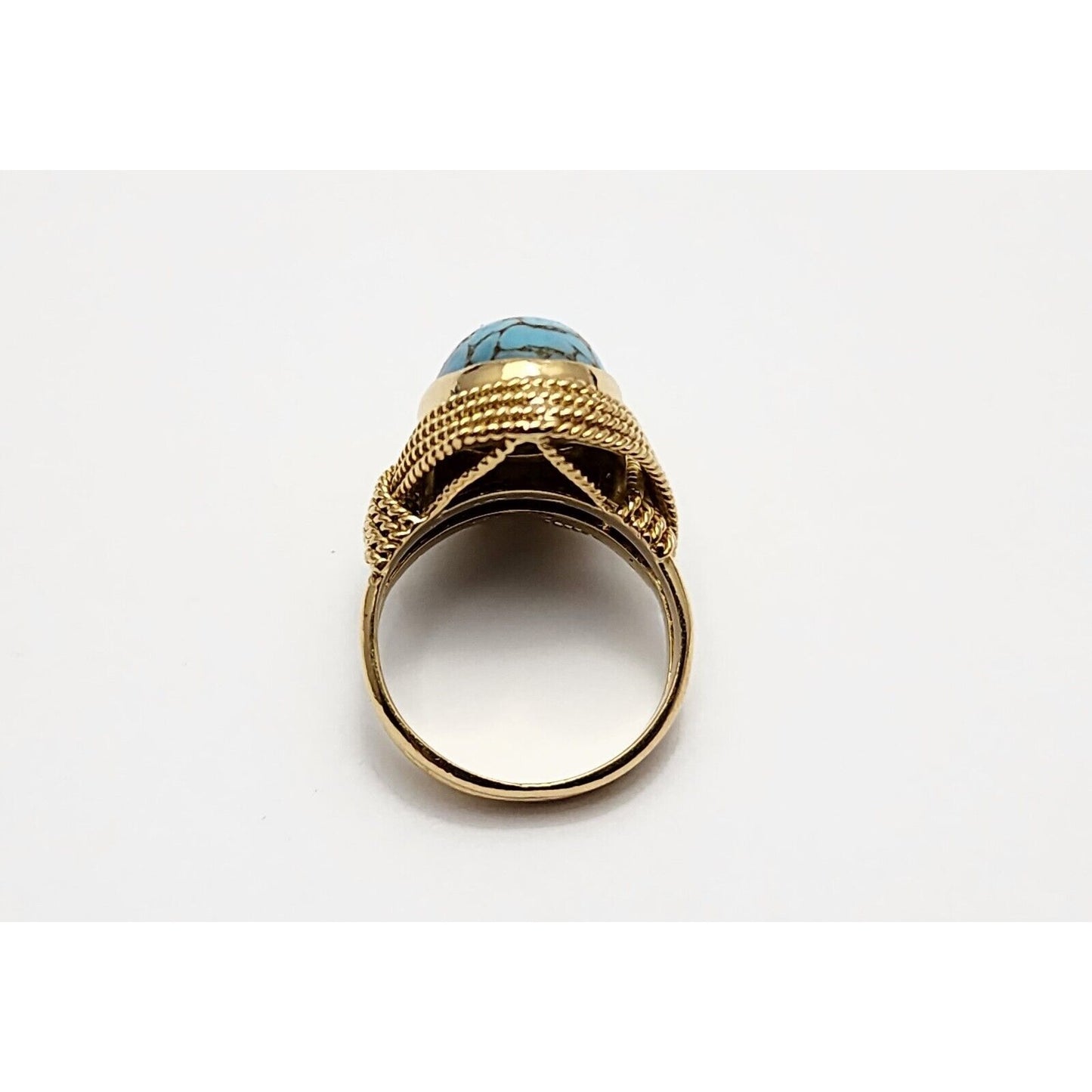 18K Yellow Gold Oval Turquoise Ring