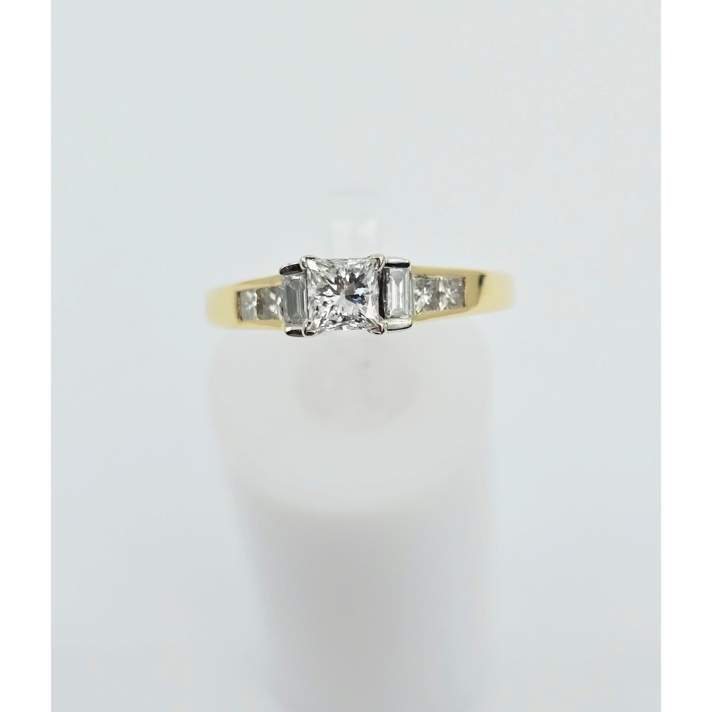 18K Yellow Gold Ladies Diamond Engagement Ring