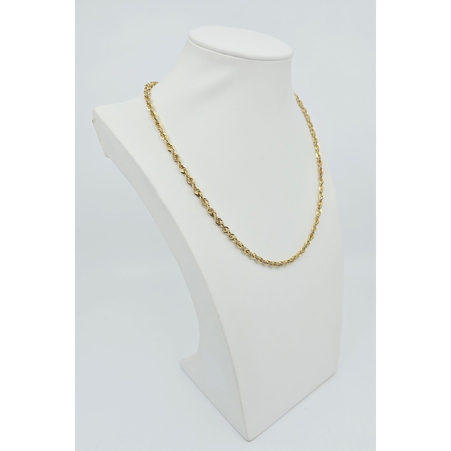 14K Yellow Gold Rope Chain Necklace