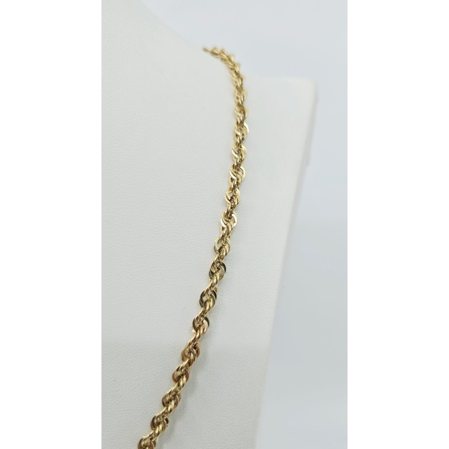 14K Yellow Gold Rope Chain Necklace