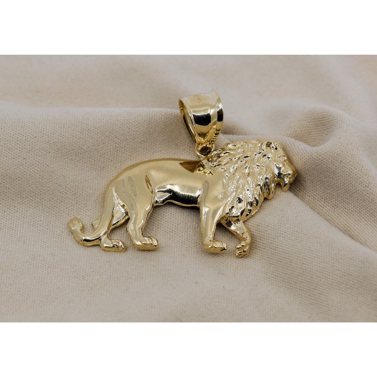 14K Yellow Gold Detailed 3D Walking Lion Animal Pendant Charm