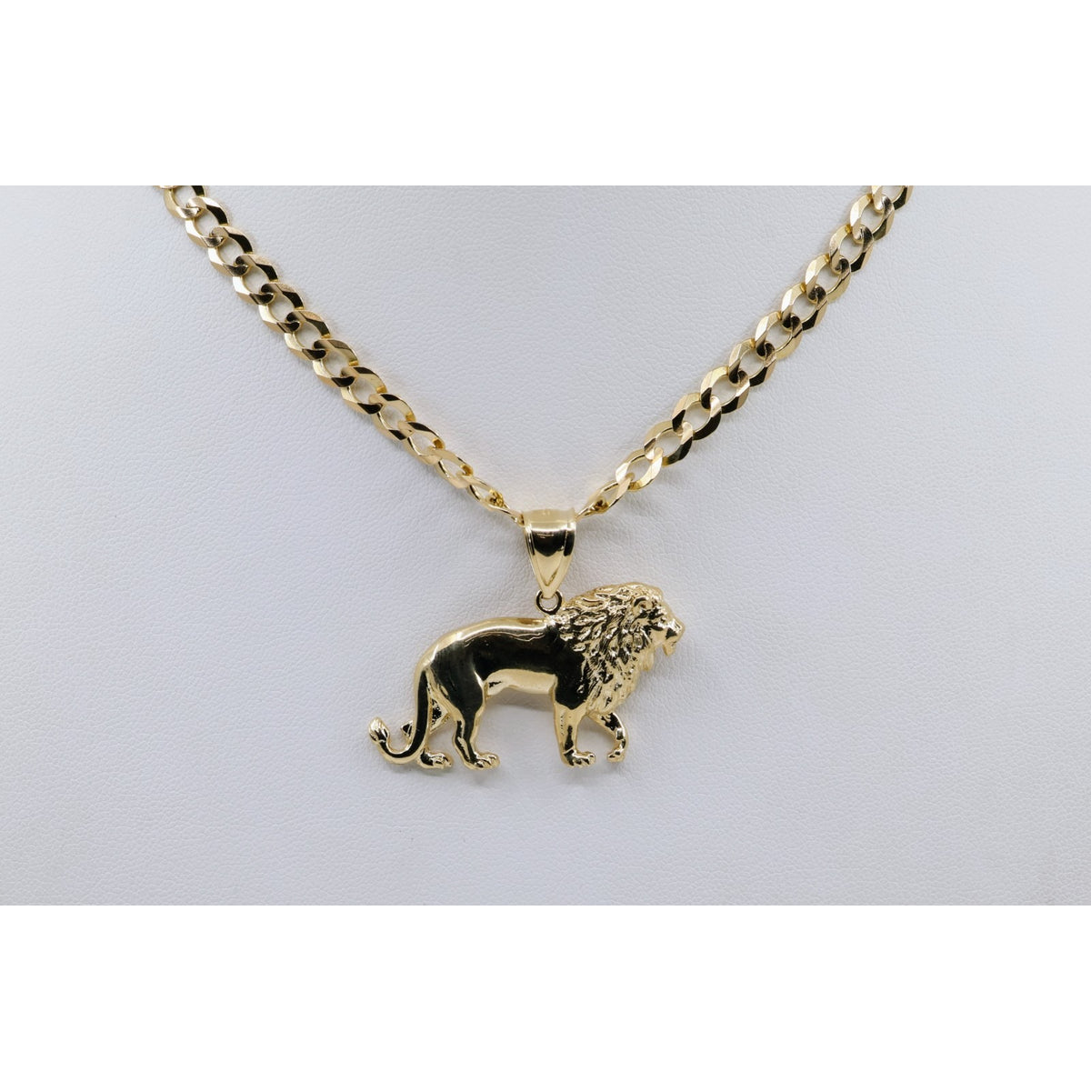 14K Yellow Gold Detailed 3D Walking Lion Animal Pendant Charm