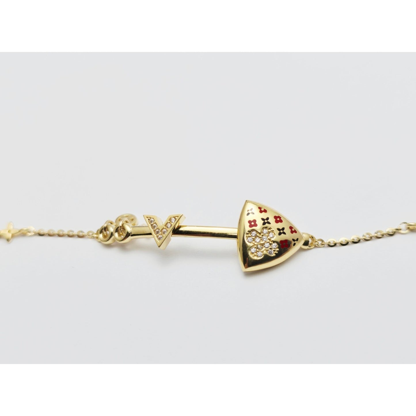 18K Yellow Gold Motion Enamel V Resizable Link Chain Bracelet