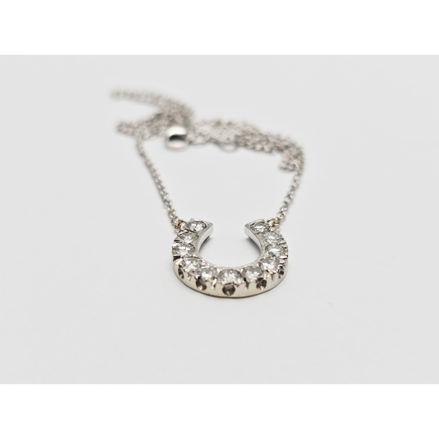 14K White Gold Cable Link Chain Necklace & Diamond Horseshoe Charm Pendant