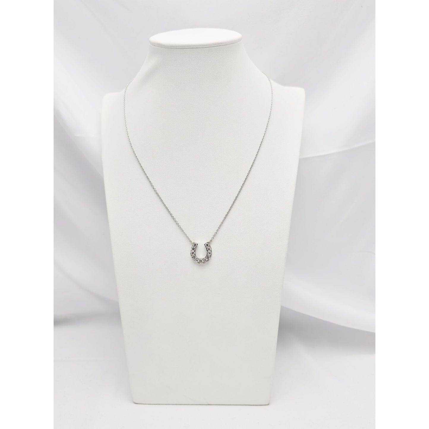 14K White Gold Cable Link Chain Necklace & Diamond Horseshoe Charm Pendant