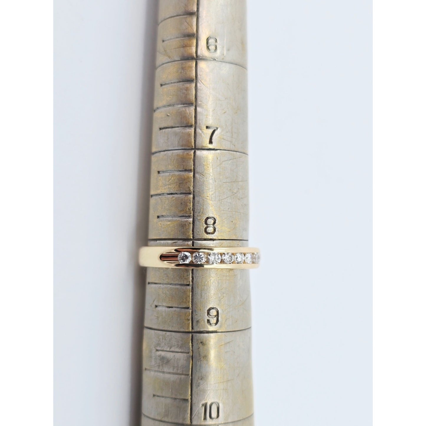 14K Yellow Gold Single Row Diamond Wedding Band Ring