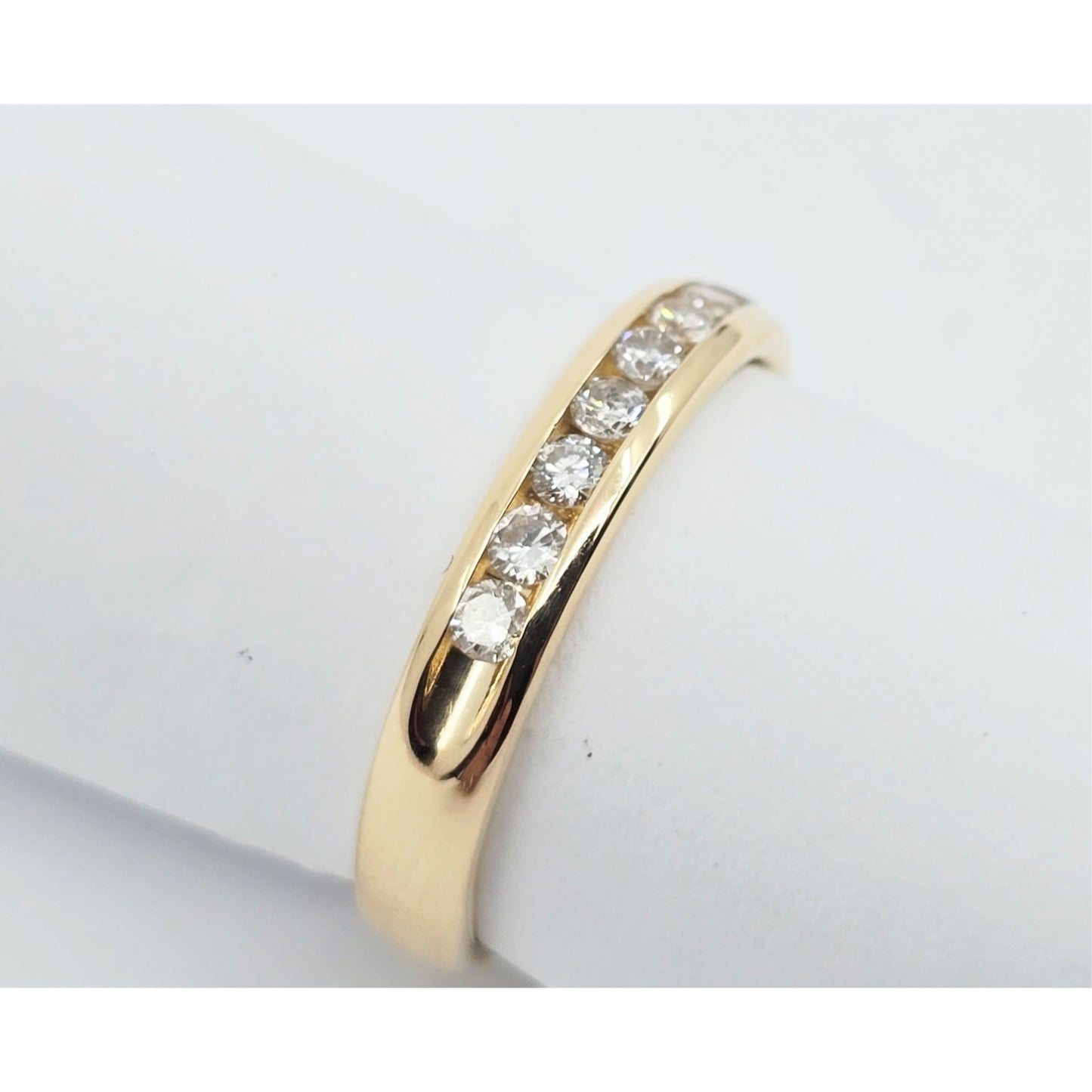 14K Yellow Gold Single Row Diamond Wedding Band Ring