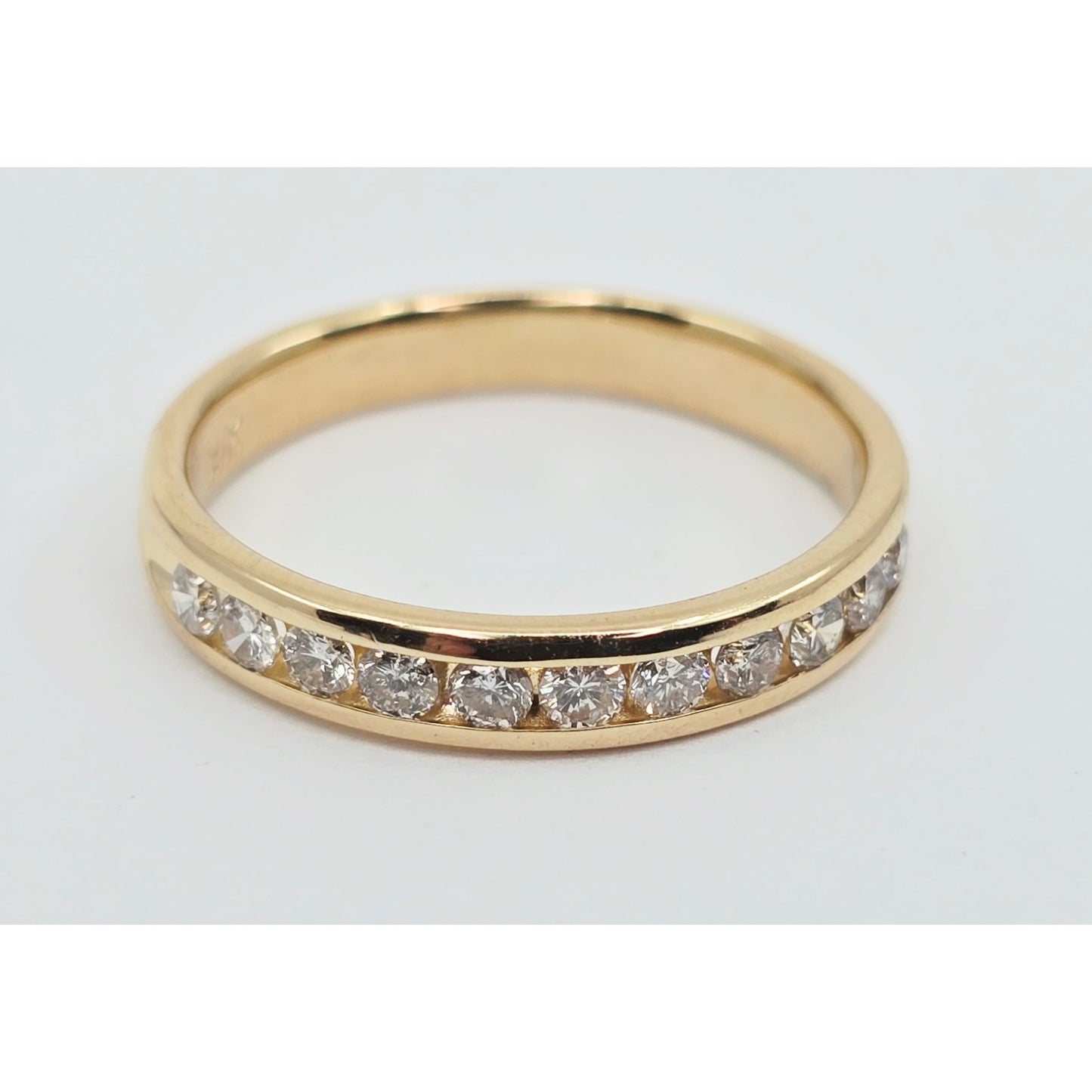 14K Yellow Gold Single Row Diamond Wedding Band Ring