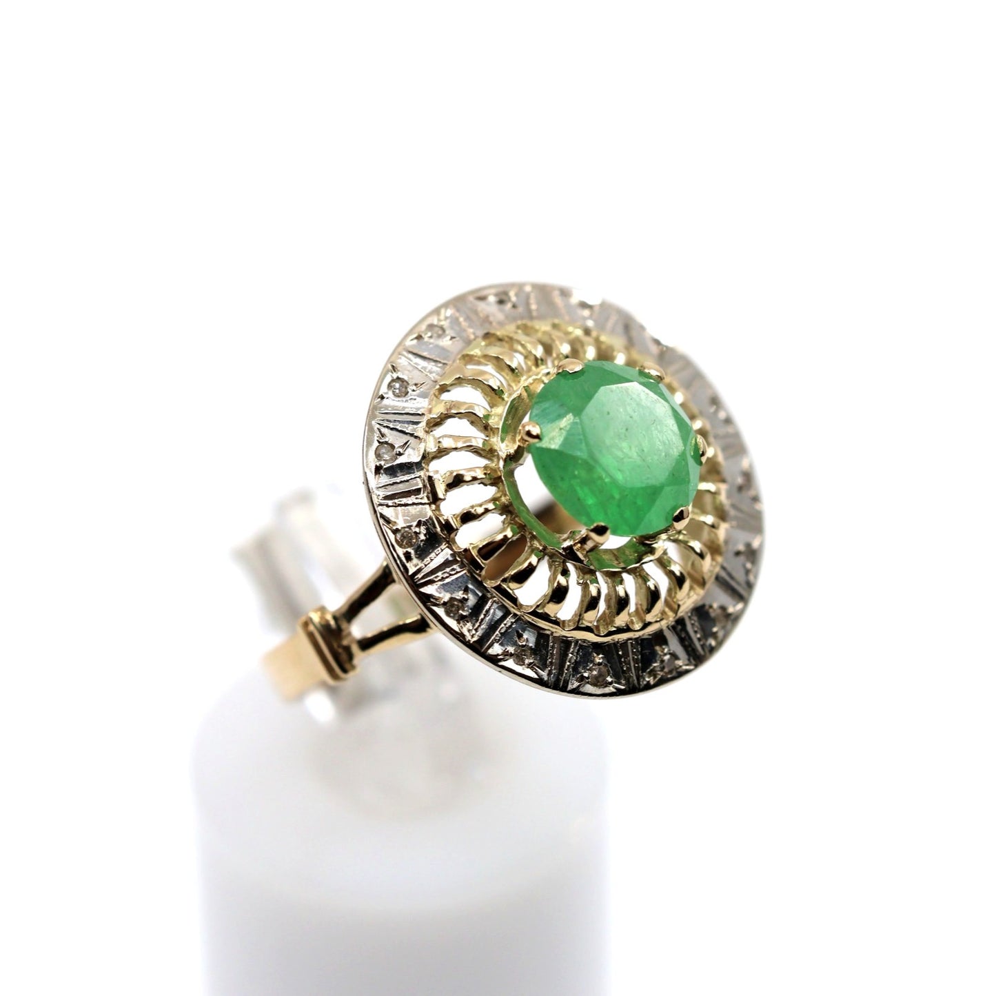 Vintage 14K Two Tone Gold Green Emerald Diamond Halo Cocktail Ring