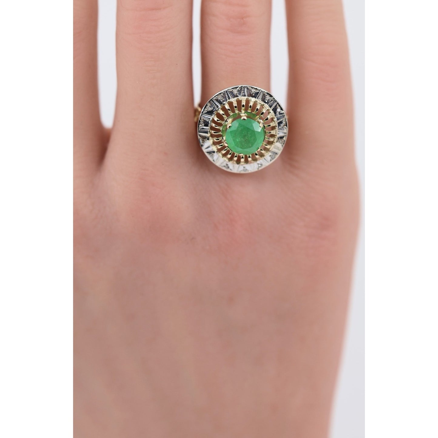 Vintage 14K Two Tone Gold Green Emerald Diamond Halo Cocktail Ring
