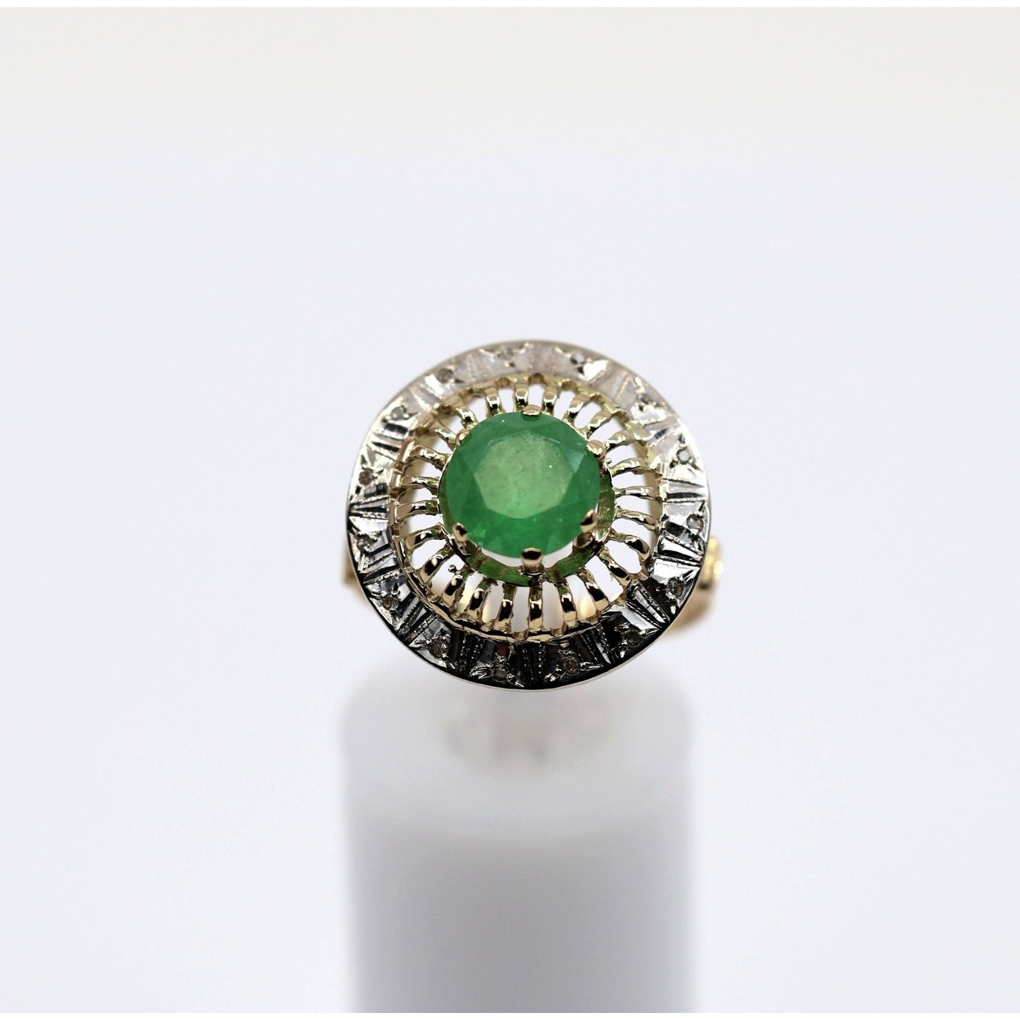 Vintage 14K Two Tone Gold Green Emerald Diamond Halo Cocktail Ring