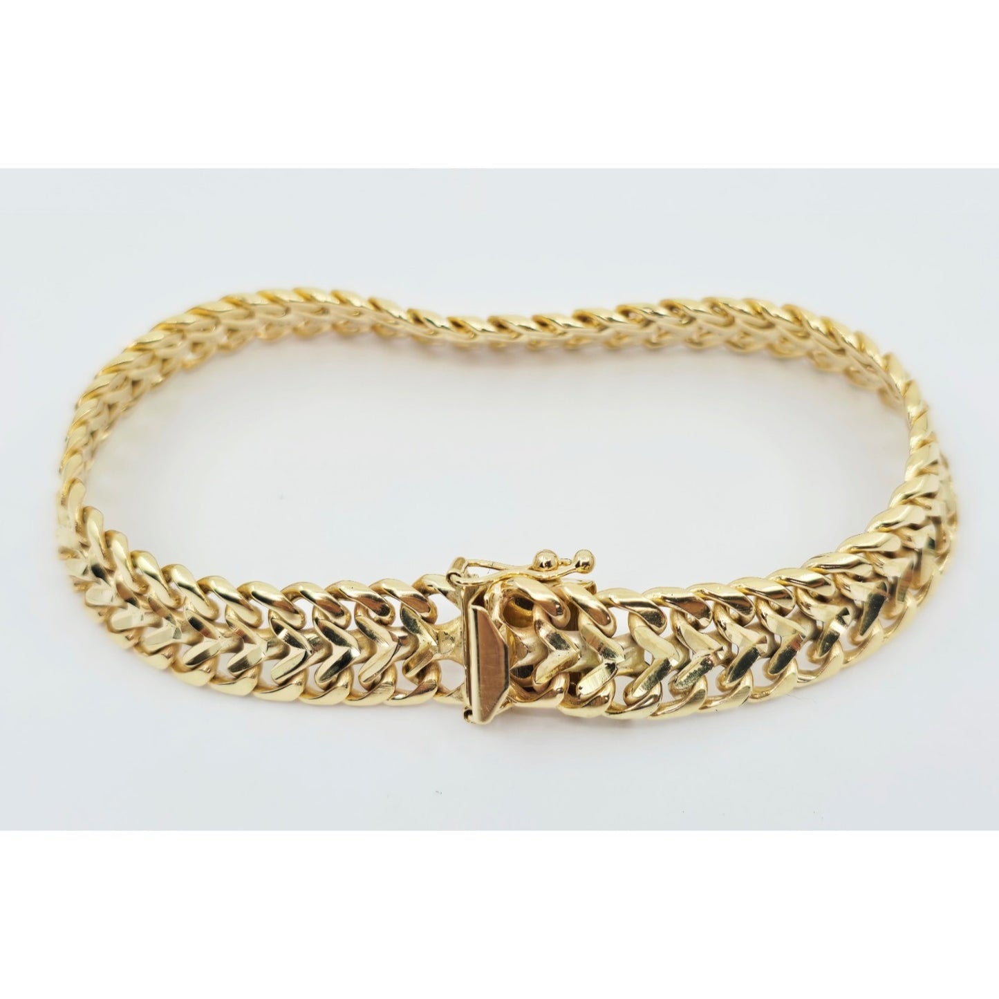 14K Yellow Gold Diamond Cut Wide Link Chain Bracelet