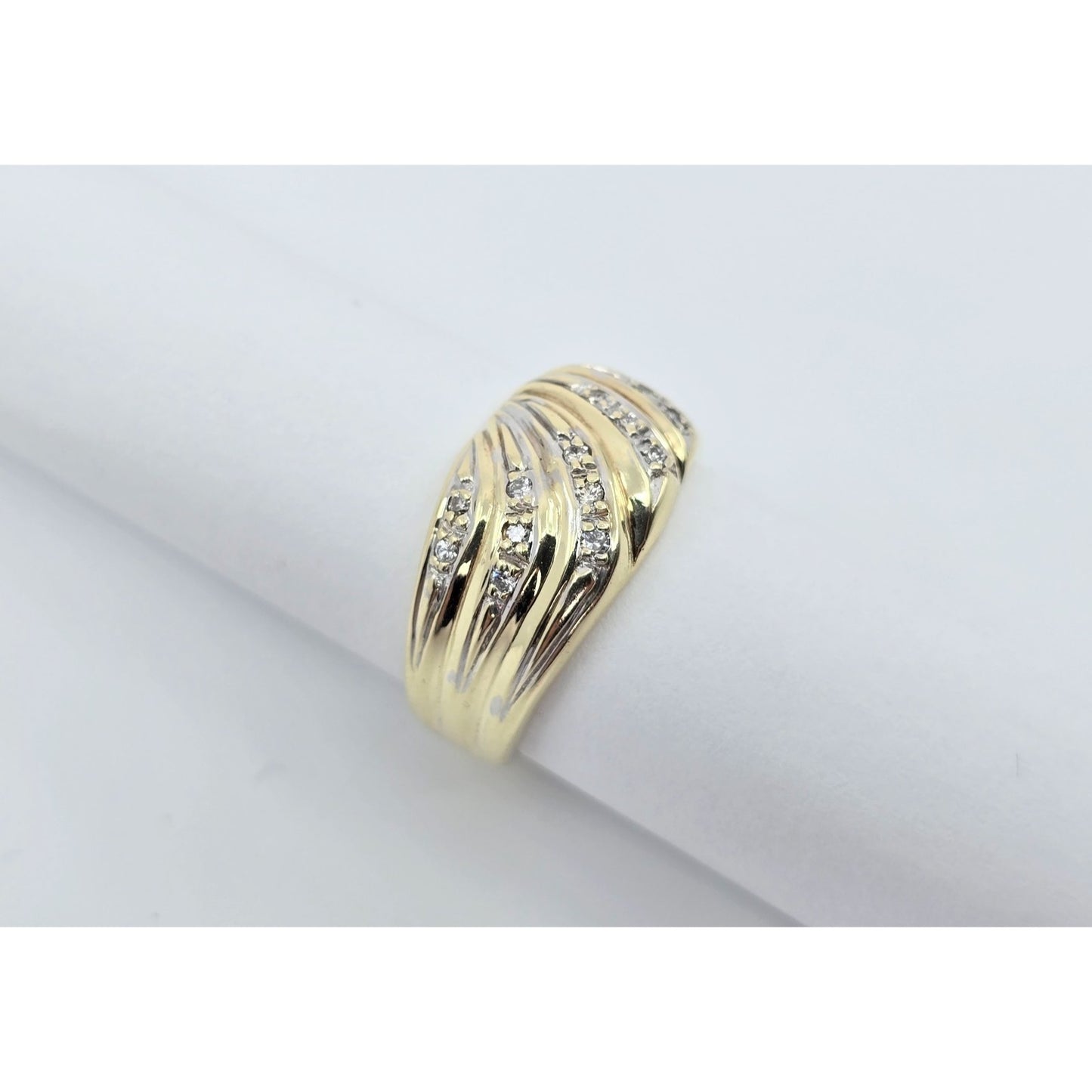 14K Yellow Gold Wavy Diamond Wide Ring