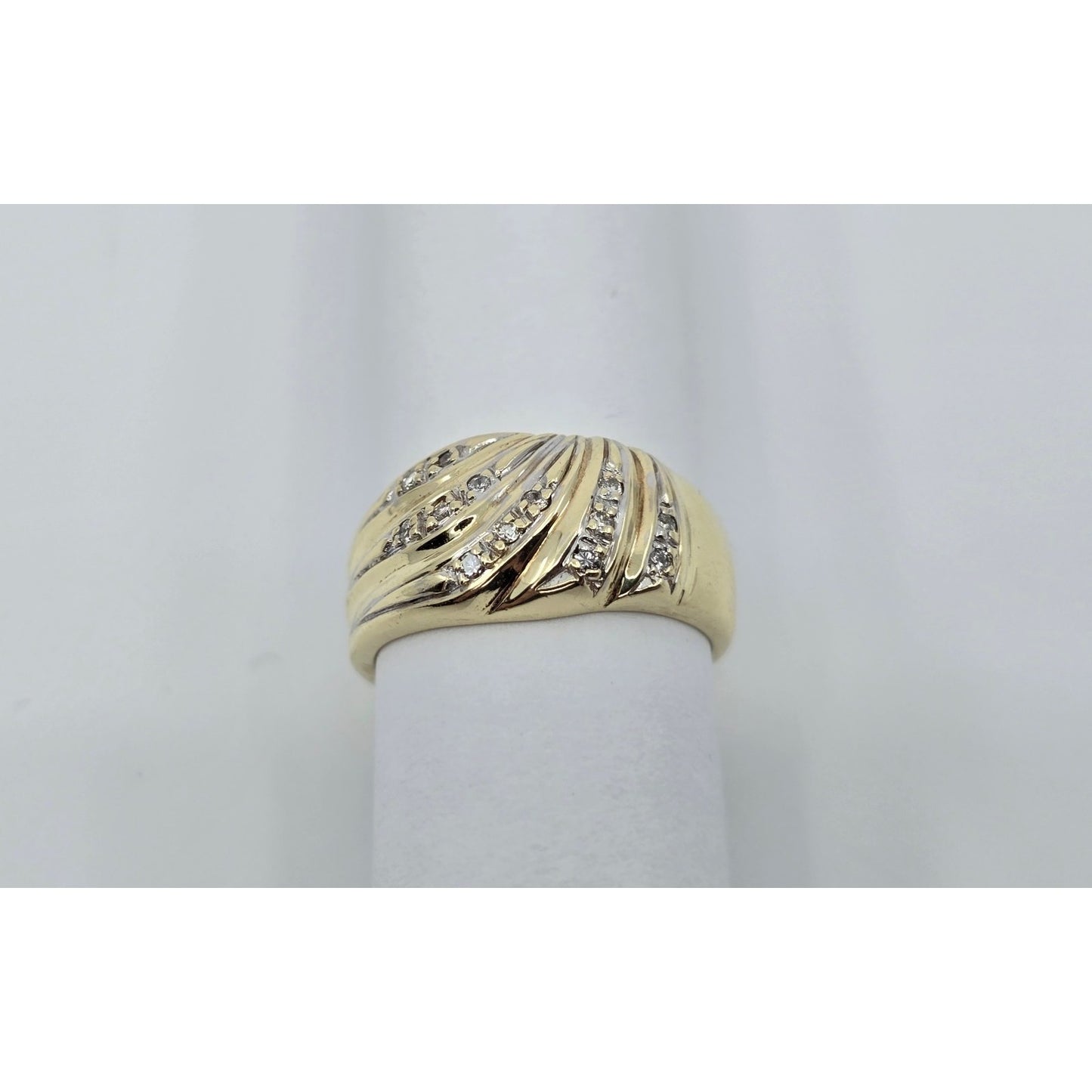 14K Yellow Gold Wavy Diamond Wide Ring