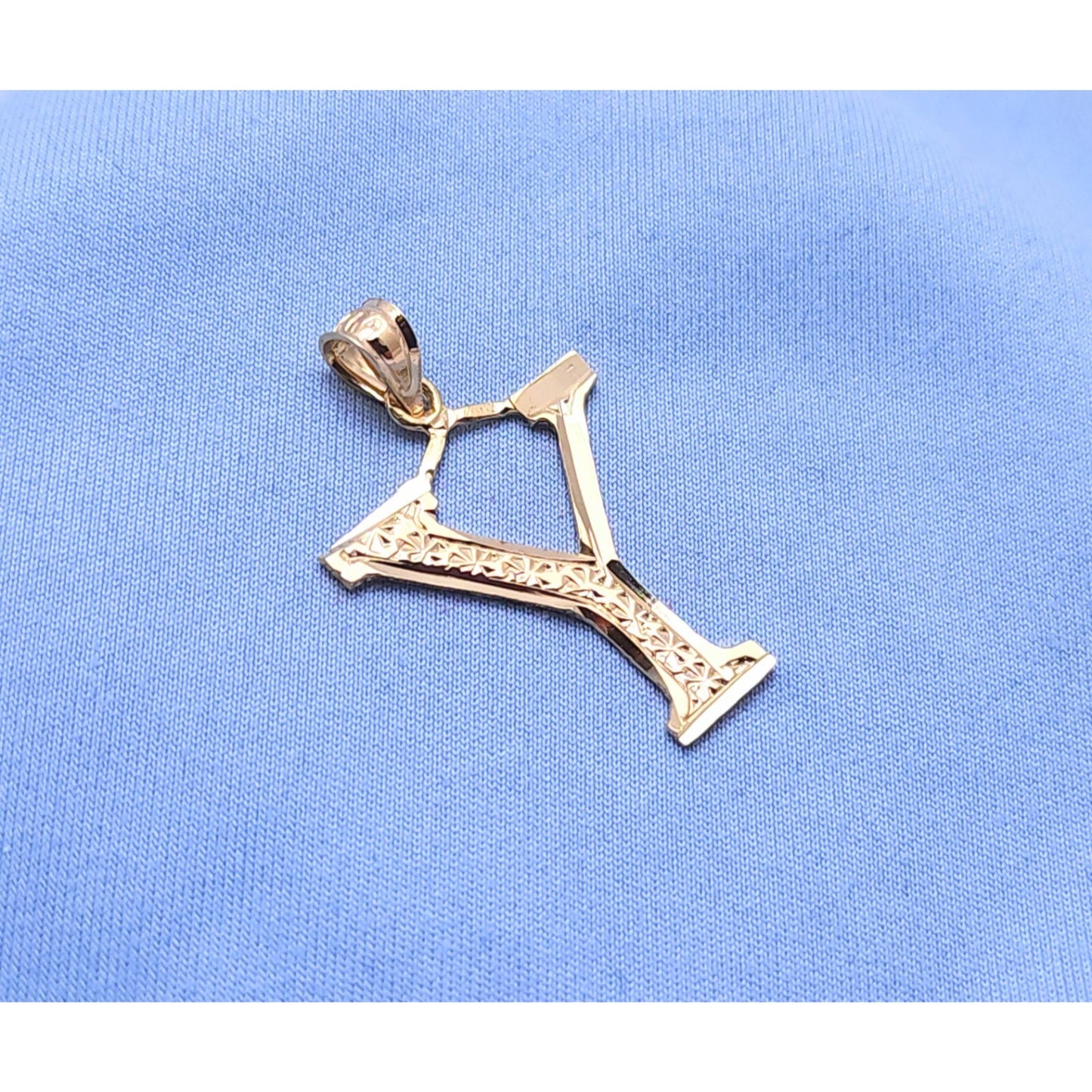 14K Yellow Gold Initial Letter " Y " Charm Pendant
