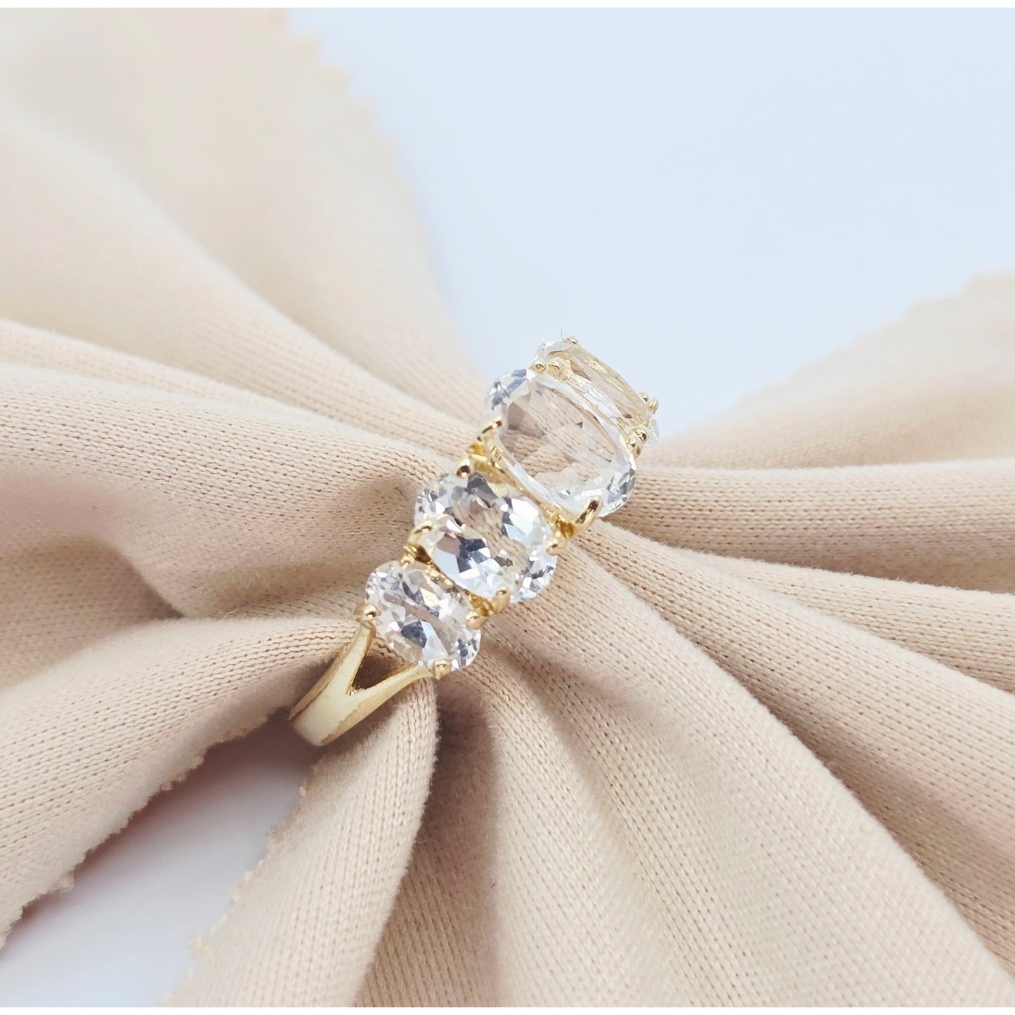 10K Yellow Gold 5 Stone CZ Ladies Ring