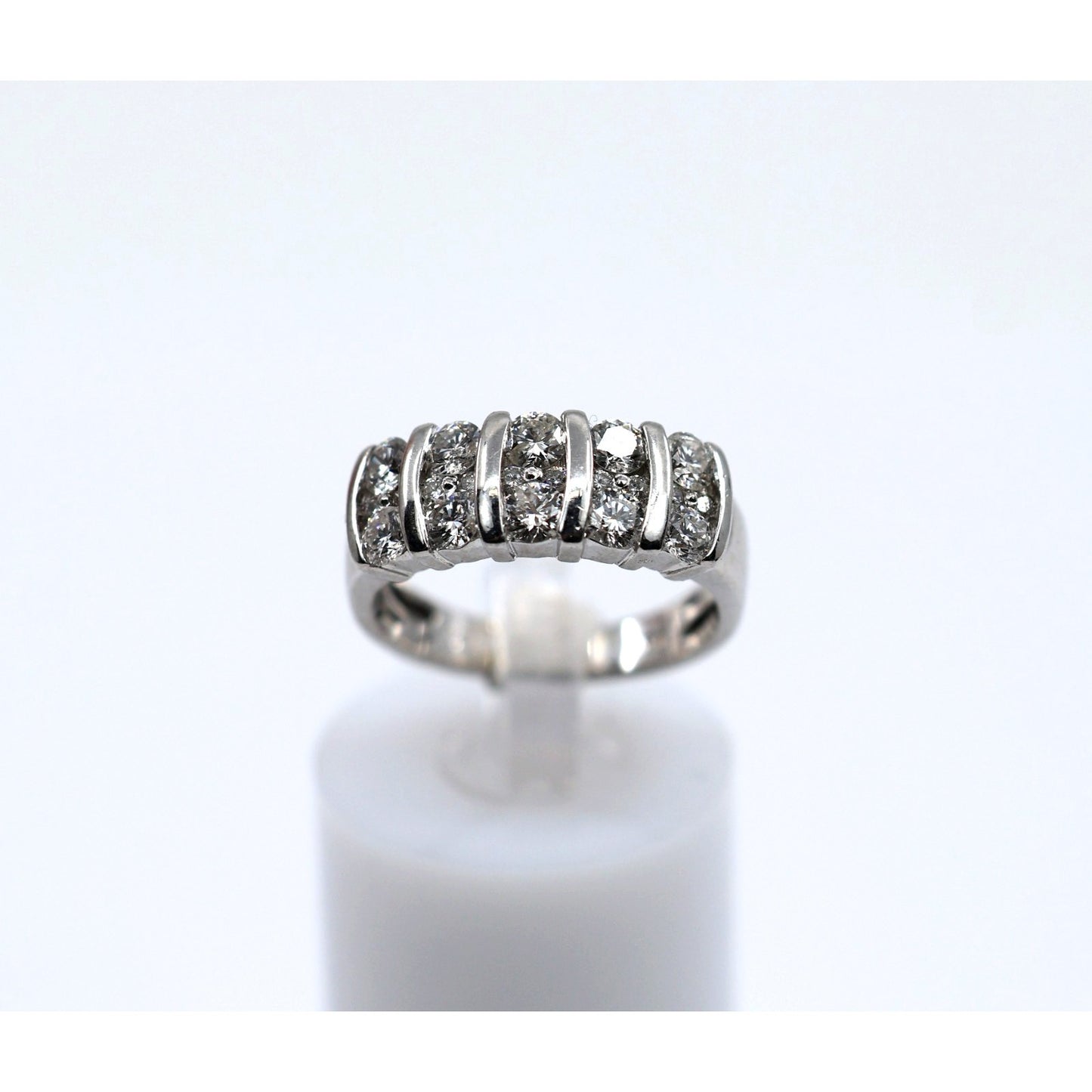 14K White Gold Round Cut Diamond Cluster Ring