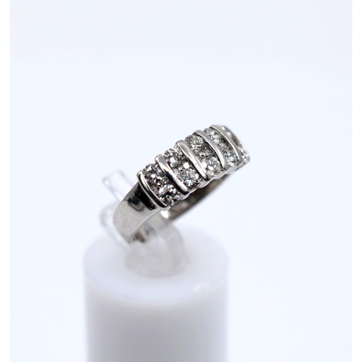 14K White Gold Round Cut Diamond Cluster Ring