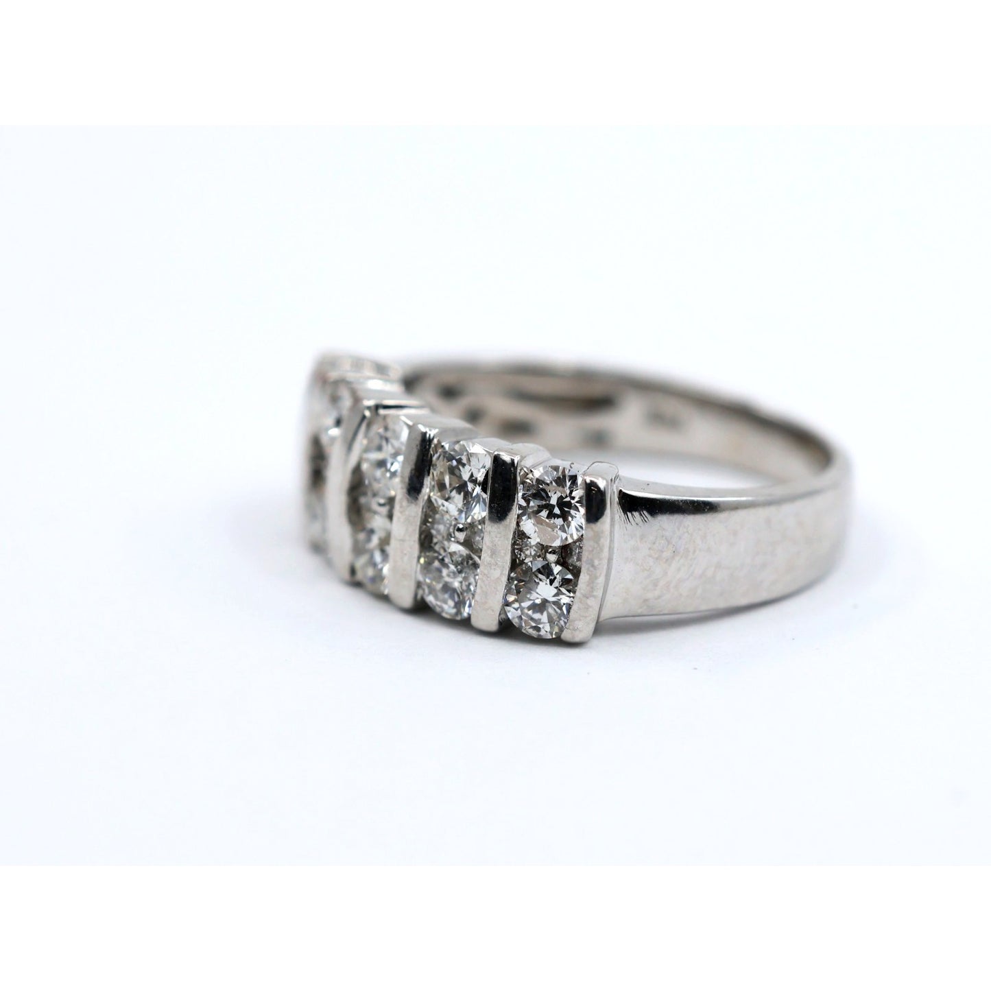 14K White Gold Round Cut Diamond Cluster Ring