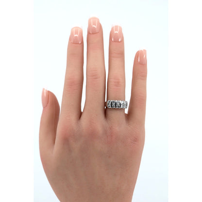 14K White Gold Round Cut Diamond Cluster Ring
