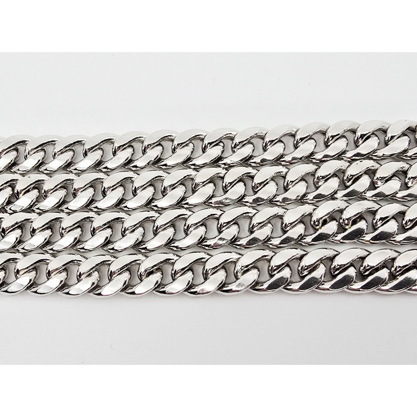 14K White Gold Cuban Link Chain Necklace