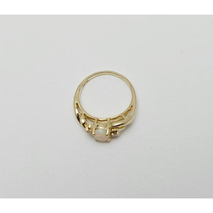 14K Yellow Gold Fire Opal & Diamond Ring