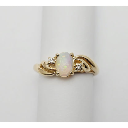 14K Yellow Gold Fire Opal & Diamond Ring