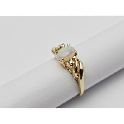 14K Yellow Gold Fire Opal & Diamond Ring