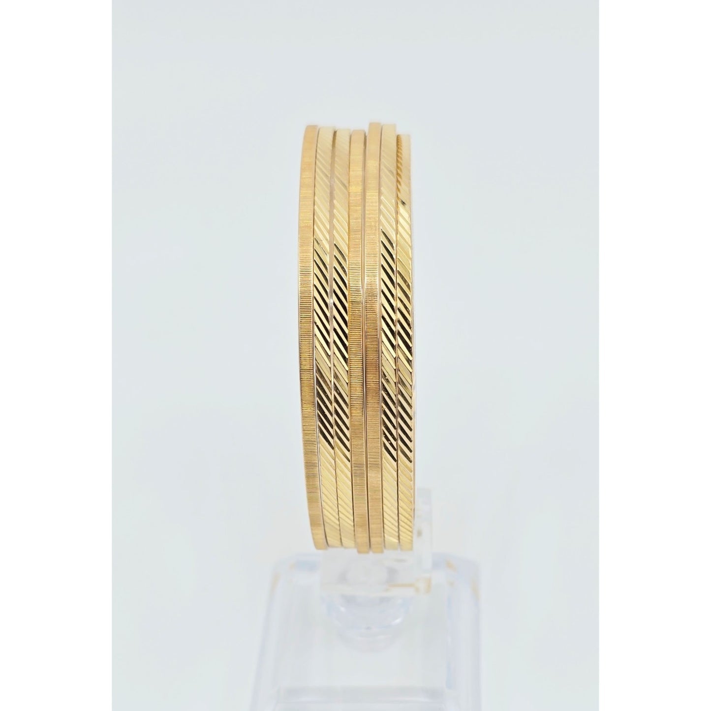 18K Yellow Gold Gold 7 Day Semanario Bangle Bracelet