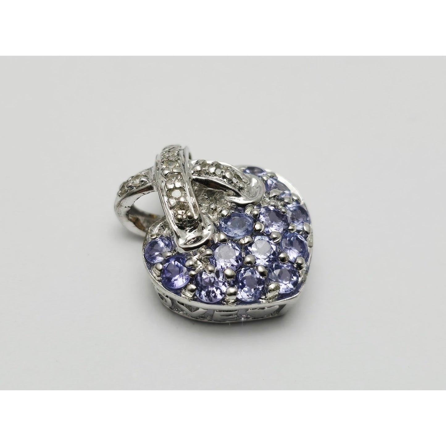 10K White Gold Round Cut Diamond & Tanzanite Heart Charm Pendant