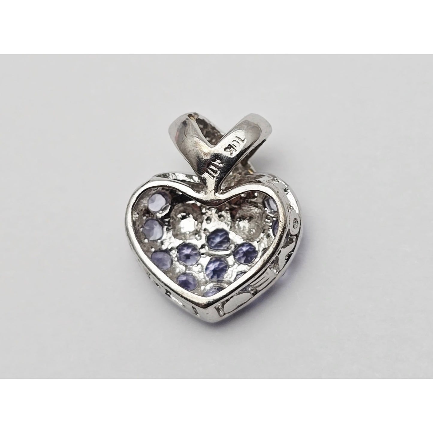 10K White Gold Round Cut Diamond & Tanzanite Heart Charm Pendant