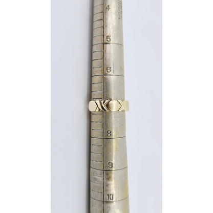 10K Yellow Gold " OXOXO " Ring Band