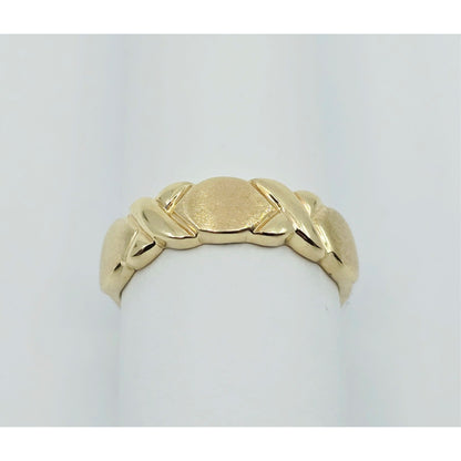 10K Yellow Gold " OXOXO " Ring Band