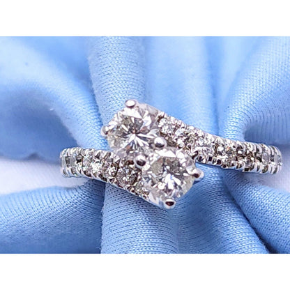 14K White Gold Ladies Round Diamond Ring