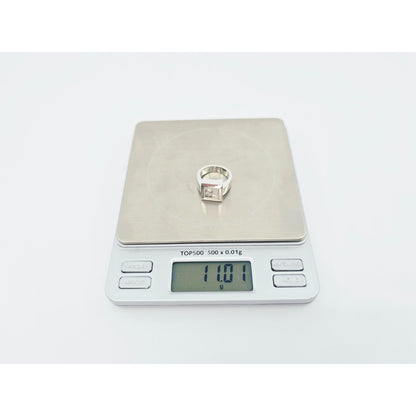 14K White Gold Square Shaped Motion Moving Diamond Ring