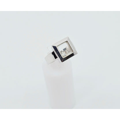 14K White Gold Square Shaped Motion Moving Diamond Ring