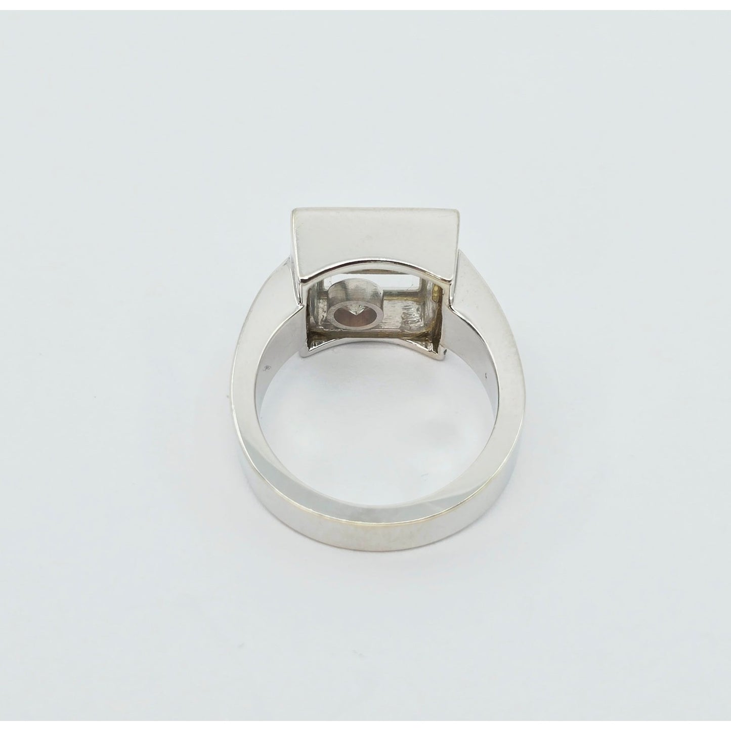 14K White Gold Square Shaped Motion Moving Diamond Ring