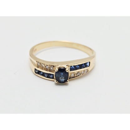 Vintage 8K Yellow Gold Blue Spinel & Diamond Ring