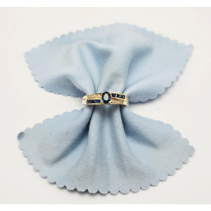 Vintage 8K Yellow Gold Blue Spinel & Diamond Ring