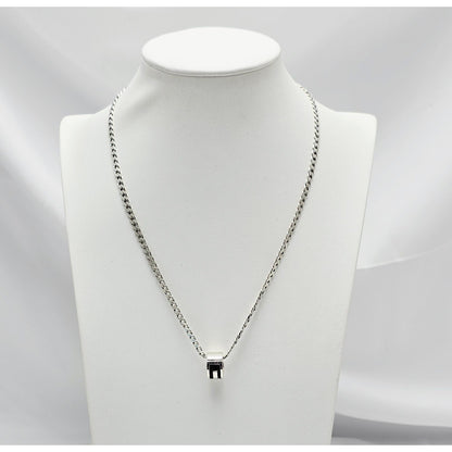 Gucci G Cut Out Round Circle Sterling Silver Charm Pendant Curb Chain Necklace