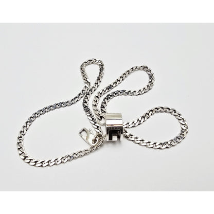 Gucci G Cut Out Round Circle Sterling Silver Charm Pendant Curb Chain Necklace