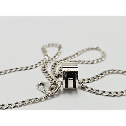 Gucci G Cut Out Round Circle Sterling Silver Charm Pendant Curb Chain Necklace