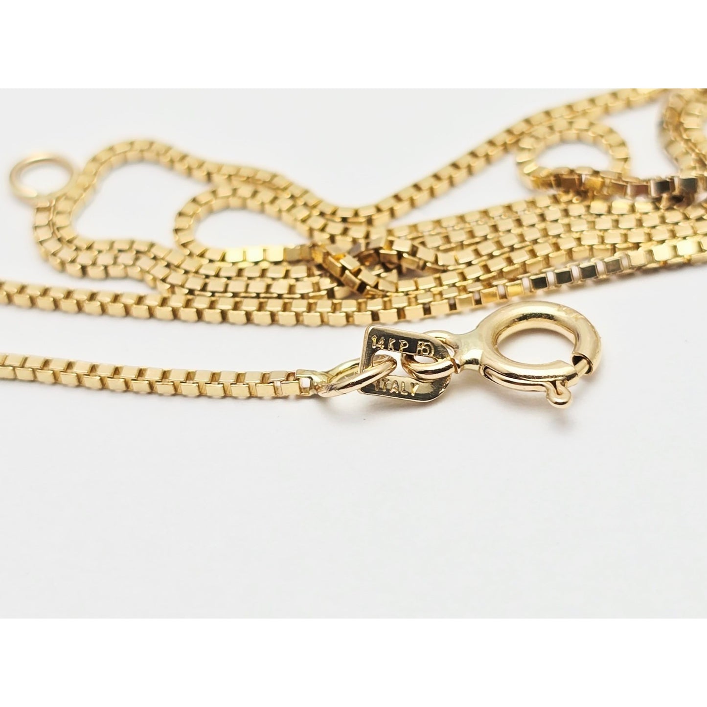 14K Yellow Gold Box Link Chain Necklace Italy