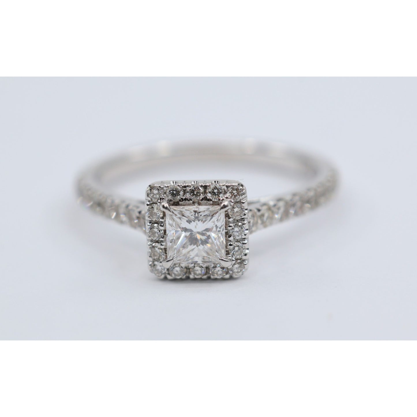 14K White Gold Princess & Round Cut Diamond Engagement Ring