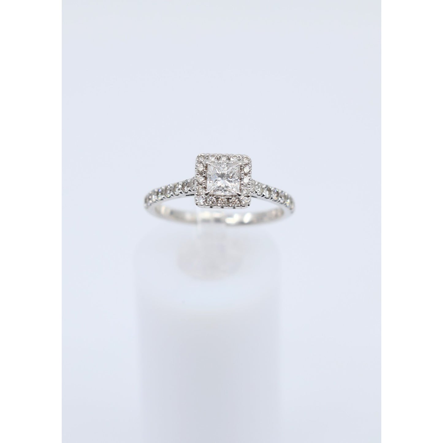 14K White Gold Princess & Round Cut Diamond Engagement Ring