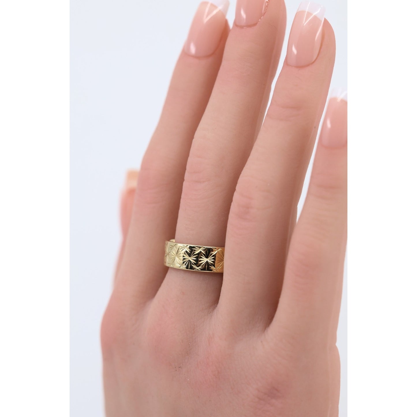 21K Yellow Gold Engraved Diamond Cut Wide Wedding Band