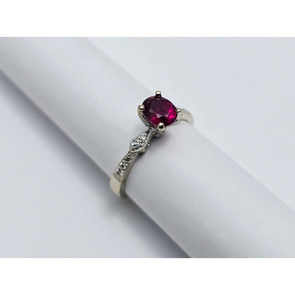 18K White Gold Ladies Solitaire Round Cut Ruby & Diamond Ring